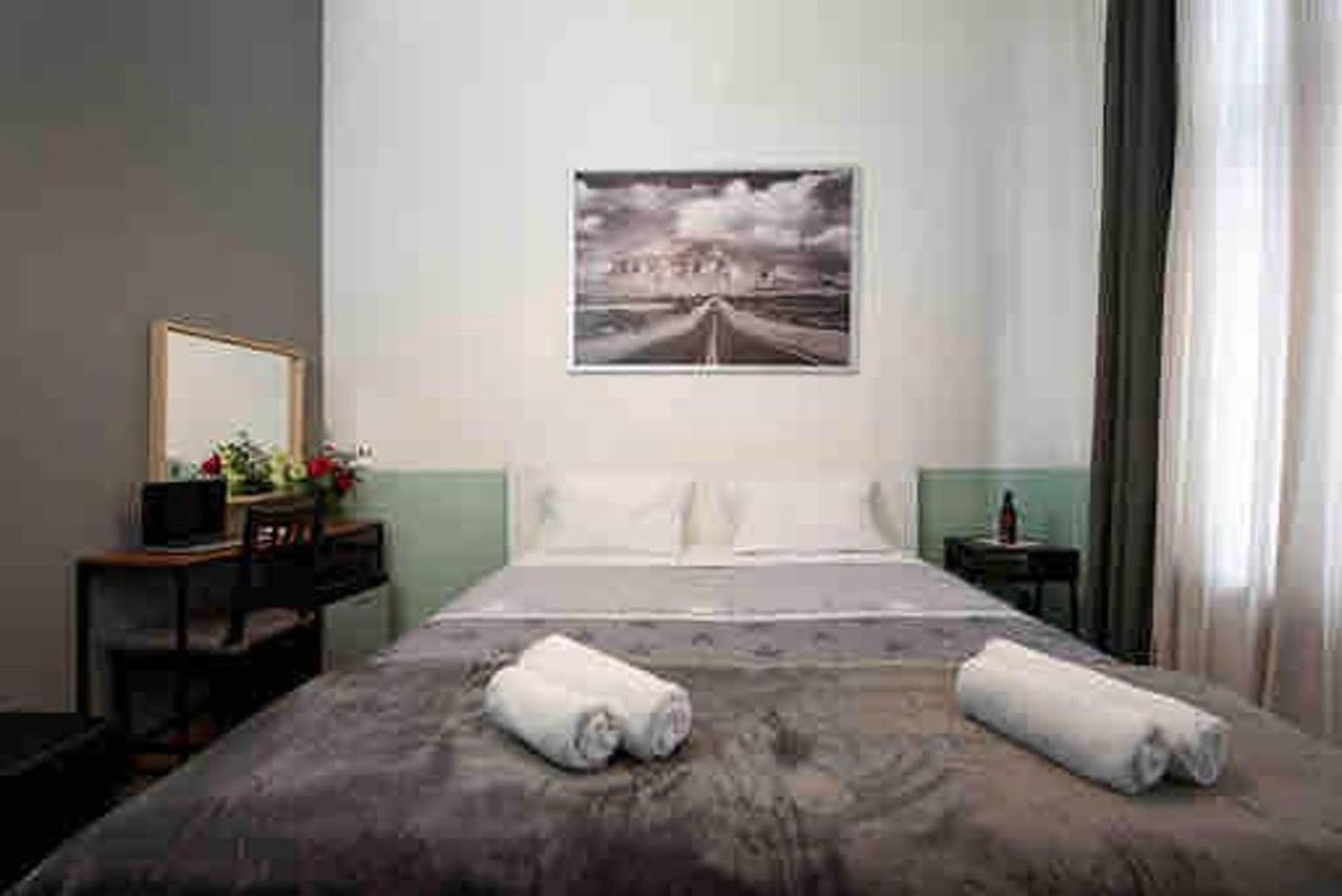 Hotelroom In N13 Prenzlauer Berg New Gasthuis Berlijn